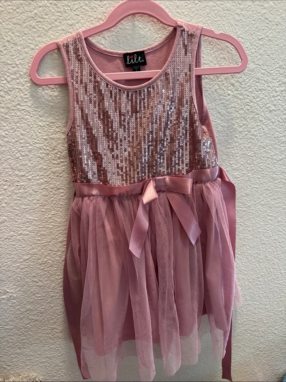 Set of 3 dresses size 5